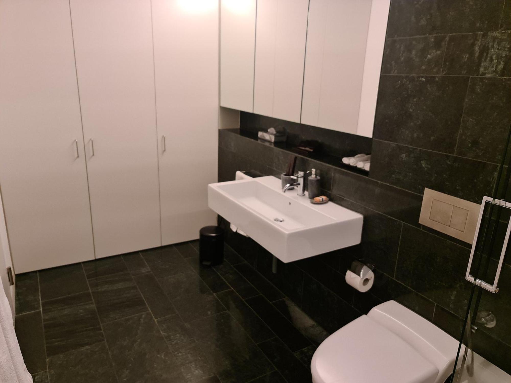 Lucerne Lake View Apartments Room photo