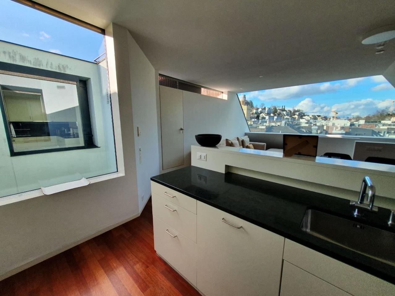 Lucerne Lake View Apartments Room photo