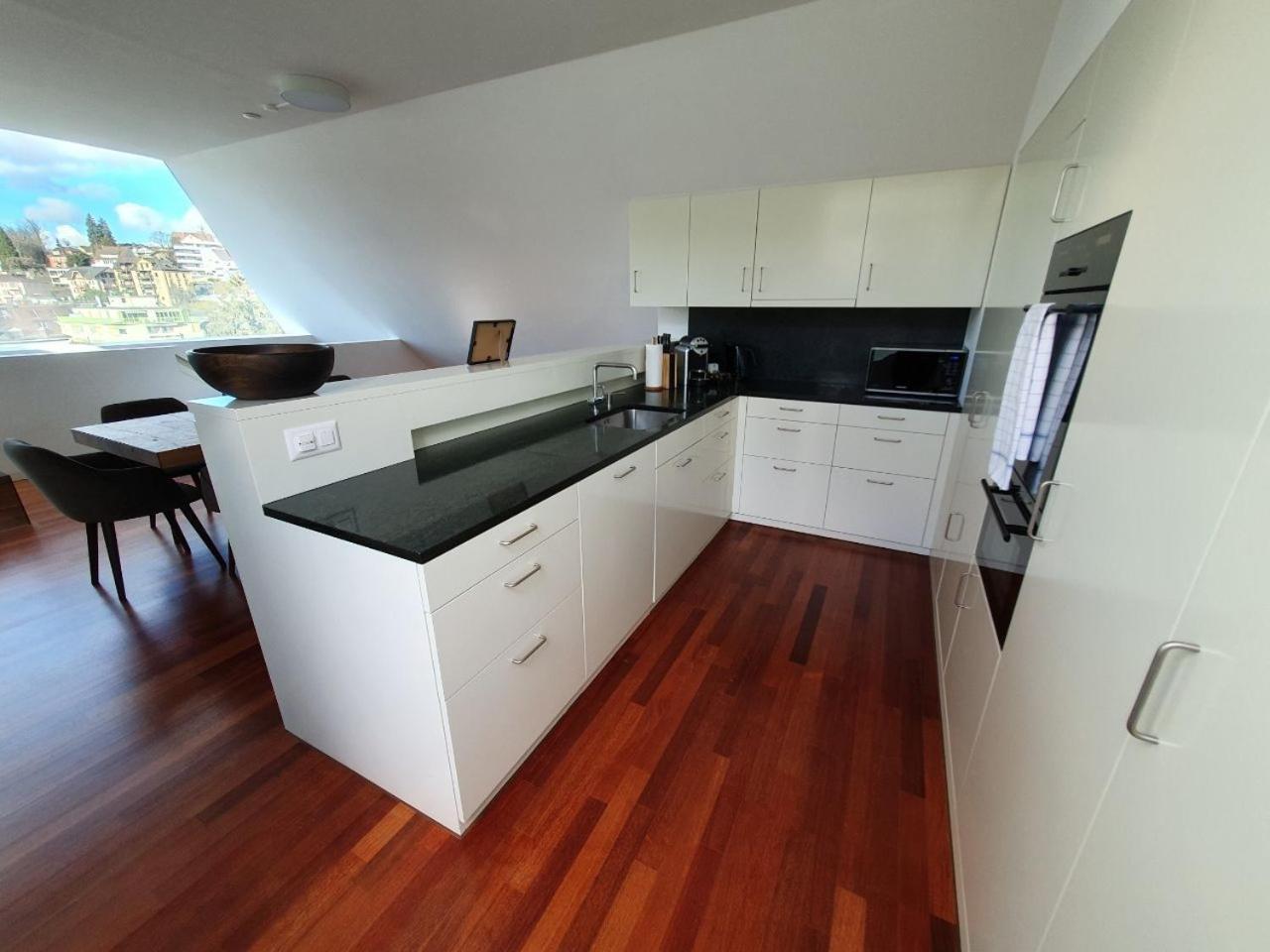 Lucerne Lake View Apartments Room photo