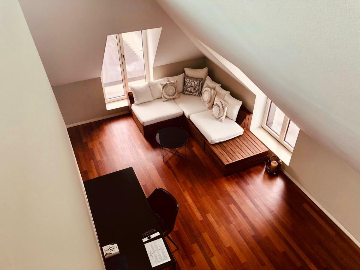 Lucerne Lake View Apartments Room photo